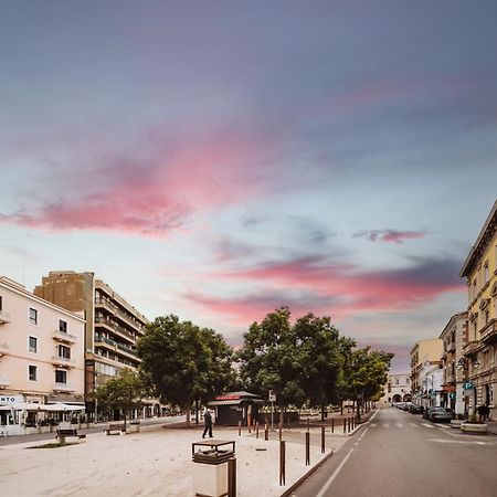 Momento Soggiorno Di Charme Foggia Esterno foto